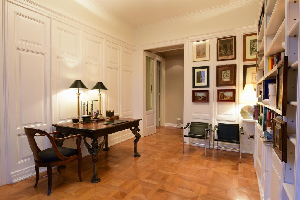 Seven Historical Suites Триест Экстерьер фото