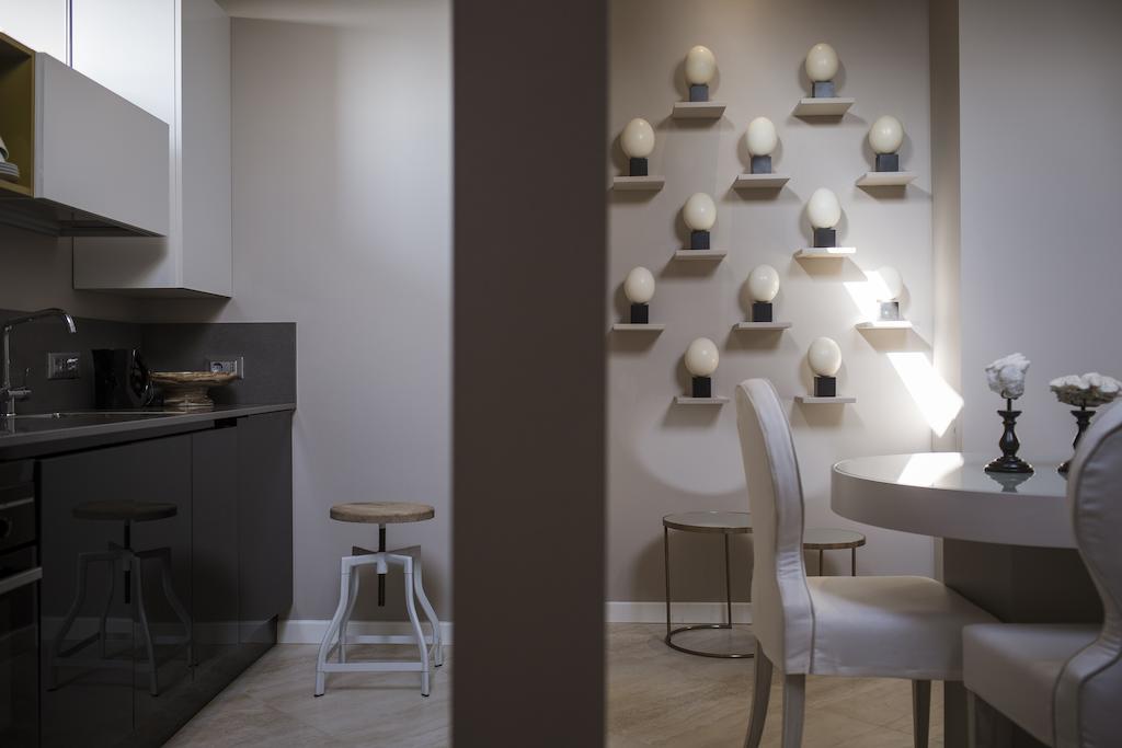 Seven Historical Suites Триест Экстерьер фото
