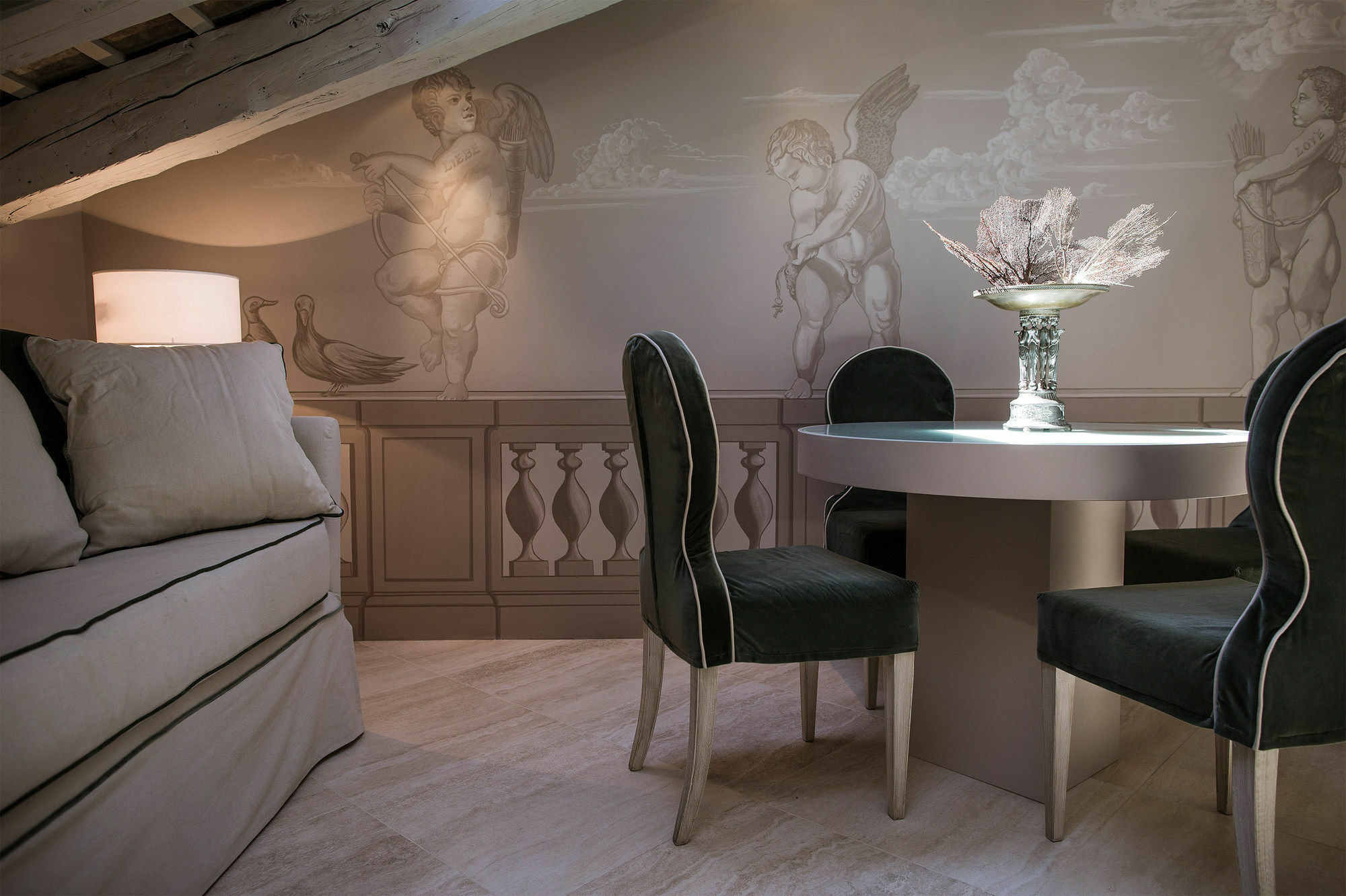 Seven Historical Suites Триест Экстерьер фото